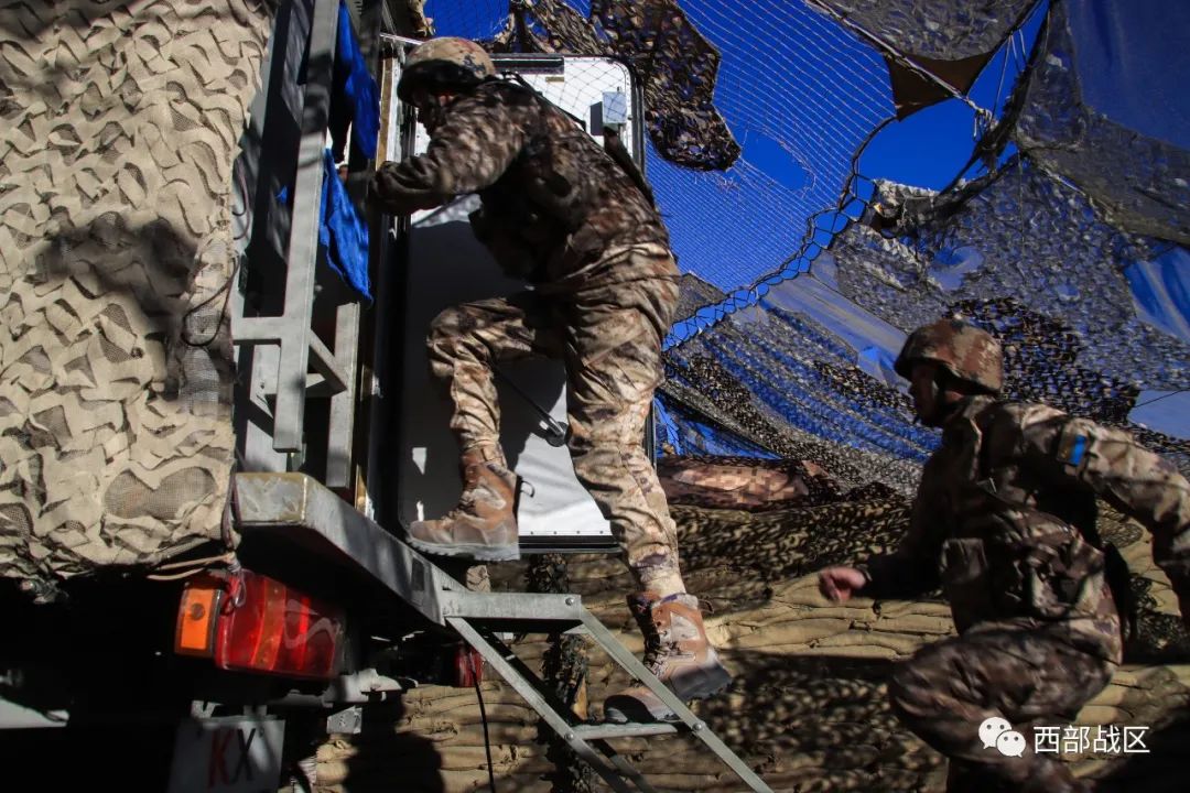 畢業(yè)就上高原！看空軍少尉的 “星”征途