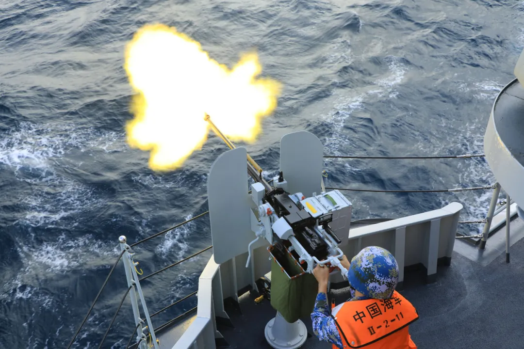 風大浪急，綿陽艦出海實戰(zhàn)礪精兵(圖11)