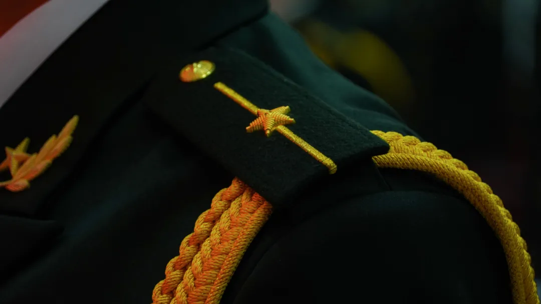 歡迎你們，少尉排長！